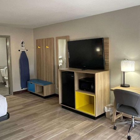 Days Inn By Wyndham New Braunfels Exterior foto